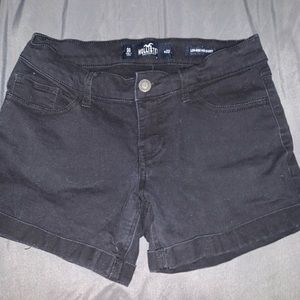 black HOLLISTER shorts